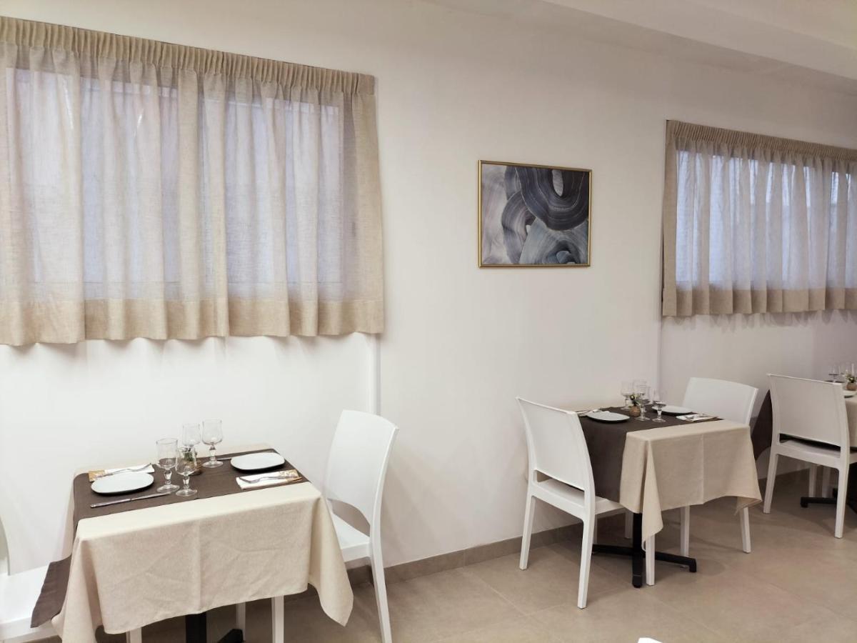 Hotel Mare Blu Torre dell'Orso Exterior photo