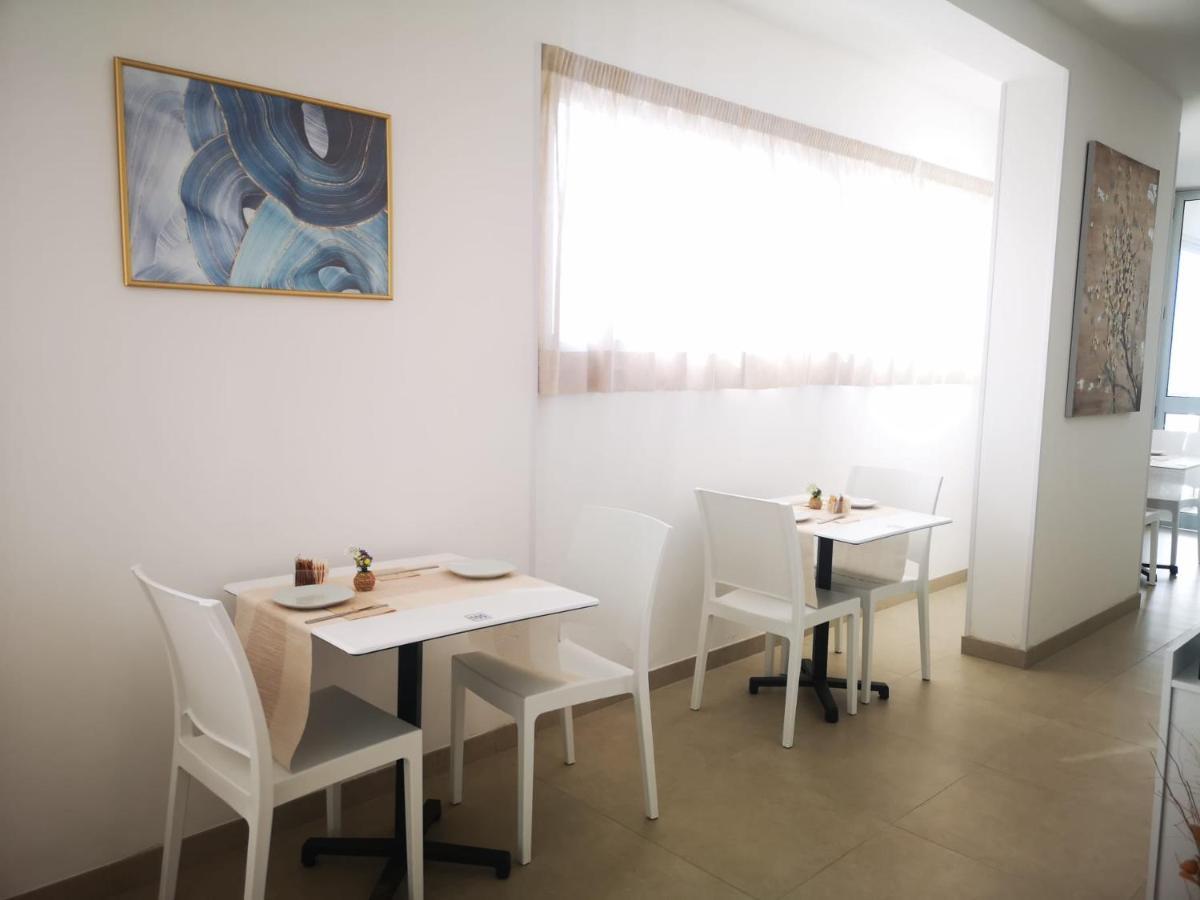 Hotel Mare Blu Torre dell'Orso Exterior photo